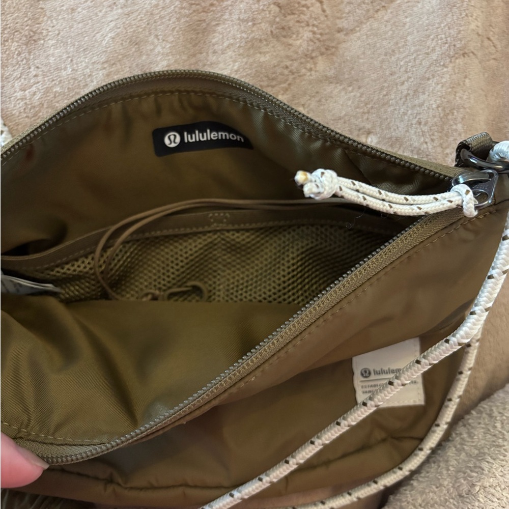lululemon Crossbody Bag - Picture 6 of 8